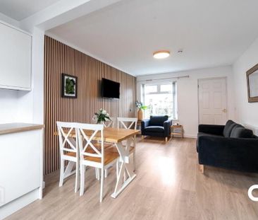 Apartment 1 Marlborough Court, Belfast, BT9 7EF - Photo 4