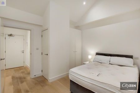 Sail Loft Court, London - Photo 4