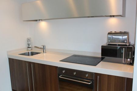 2 bedroom flat to rent - Photo 3