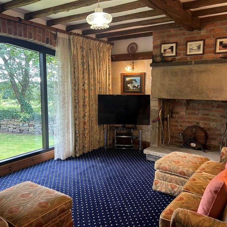 2 bedroom cottage to rent - Photo 1
