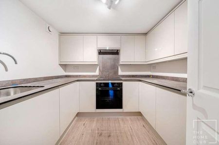 Grosvenor Road, Aldershot, GU11 - Photo 5