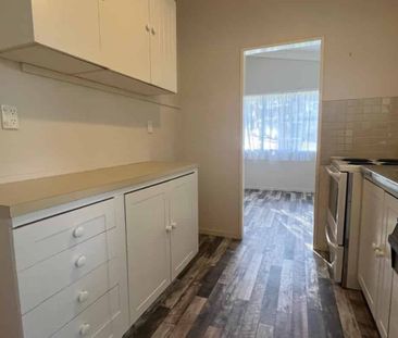 Easy Living in a Prime Location! - Photo 2