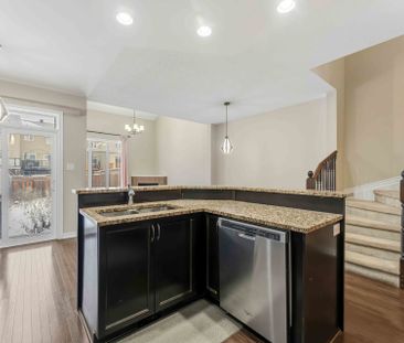 For Lease - 359 Kingbrook Drive, Kanata, Ontario - Photo 1
