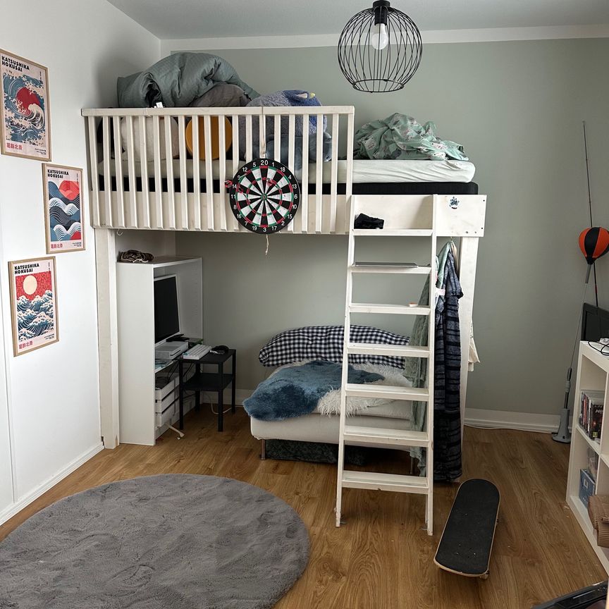 Zetterbergsgatan, Eskilstuna - Photo 1