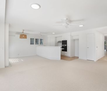 Beautifully Appointed Corner Apartment &vert; &dollar;900 Per Week - Photo 3