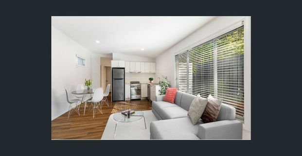 Cozy Granny Flat with Private Access, Great Location! - Photo 1