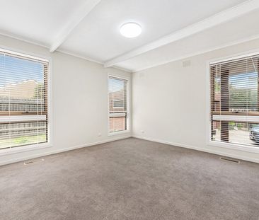 5/14 Linden Avenue, Ivanhoe - Photo 1