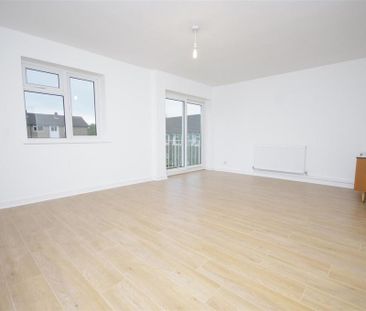 2 bedroom maisonette to rent - Photo 5