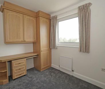 3 bedroom apartment to rent - Photo 5