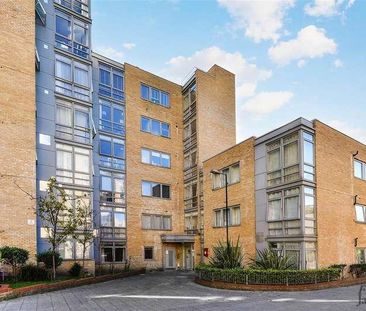 Cassilis Road, London, E14 - Photo 2