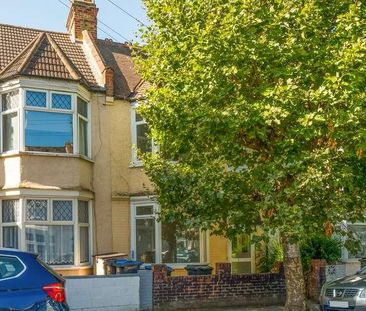 Caithness Road, Mitcham, Surrey, CR4 - Photo 6