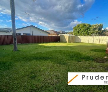 Three Bedroom Family Home - Photo 5