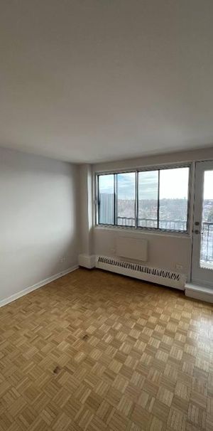 Studio Apartments Available For July 2026 - A louer • For Rent - Photo 1