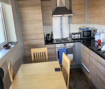 Room in a Shared Flat, Tarves Way, SE10 - Photo 3