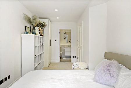 4 bedroom flat to rent - Photo 3