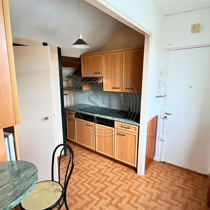 Appartement Versailles 2/3 pièce(s) 41.71 m2 ( 61.49 m2 au sol ) - Photo 1