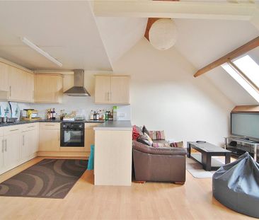 2 bedroom apartment to rent - Photo 1