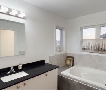 For Lease - 992 Wrenwood Drive Unit# Main, Oshawa, Ontario - Photo 4