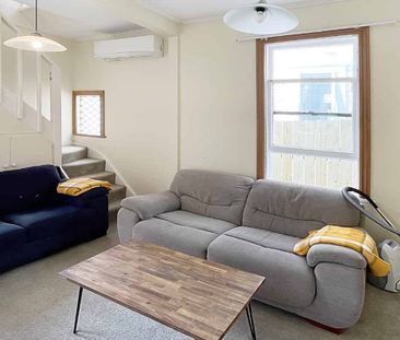 127 Wallace Street, Mount Cook Wellington. - Photo 1