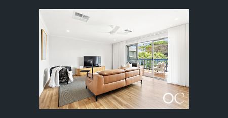 Open the Door to Coastal Calm - Photo 3