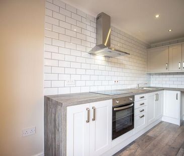 2 bedroom apartment to rent - Photo 3