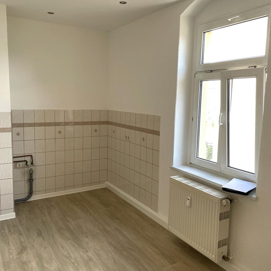 Helle, aufwendig renovierte, kleine 3-Zimmer-Wohnung in Radebeul-Ost! Auf Wunsch eigener Garten! - Photo 1