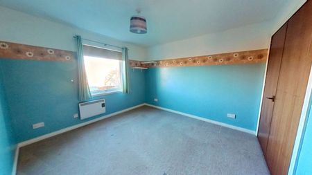 2 bedroom semi-detached house to rent - Photo 3