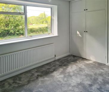 4 bedroom detached house to rent - Photo 6