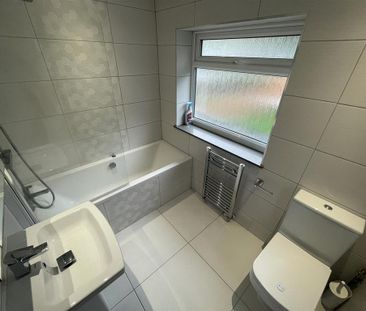 3 bedroom semi-detached house to rent - Photo 5
