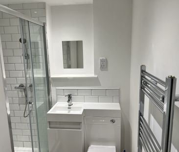 5 bedroom house to rent Sudbury Street, S3 - Photo 1