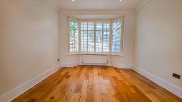 3 bedroom terraced house to rent - Photo 1