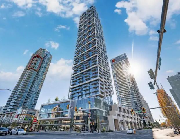 Station Square 5 | 6000 McKay Avenue, Burnaby - Photo 1