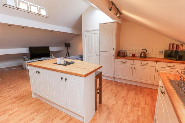 2 bedroom apartment to rent - Photo 1