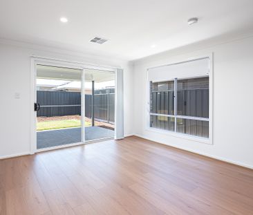 18 Oceanic Crescent, Waitpinga SA 5211 - House For Rent | Domain - Photo 2