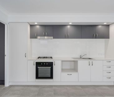 Modern and Comfortable - Photo 4