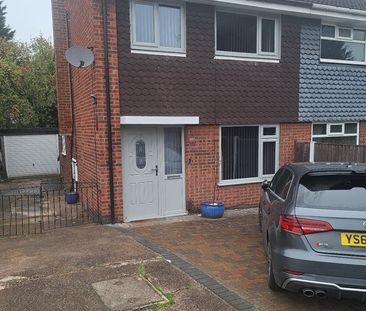 3 Bed Semi-Detached House, Tavern Avenue, NG8 - Photo 1