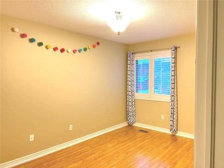 For Lease - 131 Primeau Drive, Aurora, Ontario - Photo 3