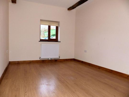 2 bedroom property to rent - Photo 1