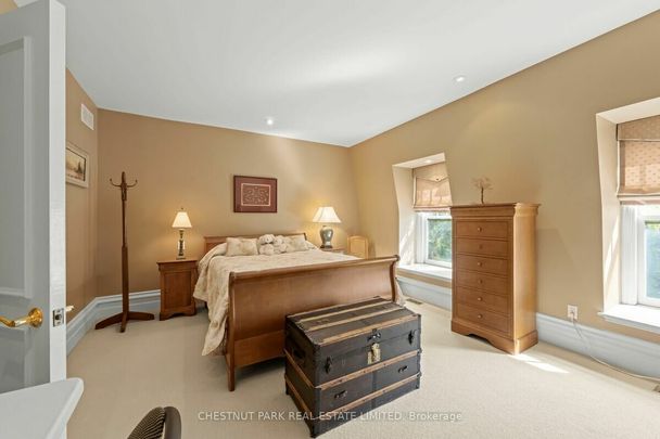 30 Bernard Avenue, ON, Toronto - Photo 1