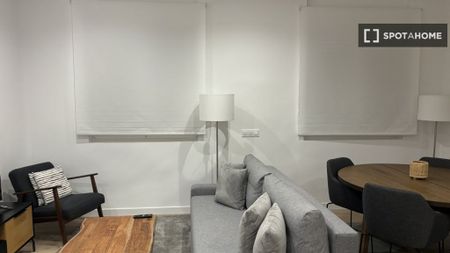 2 room luxury Flat for rent in Madrid, Spain - Foto 3