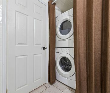 For Lease - 48 Scott Street, Whitby, Ontario - Photo 6