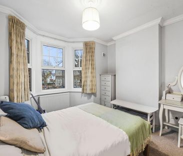 2 bedroom maisonette to rent - Photo 2