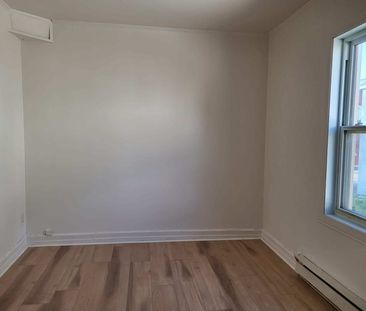 2106 Rue Royale, apt. A - Photo 1