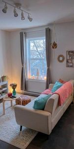 2 1/2 rénové Vieux Quebec - Photo 3