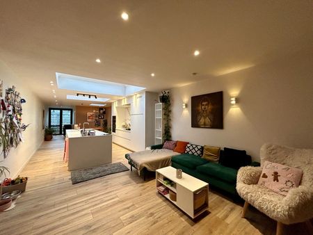 Instapklare woning met 3 slaapkamers en tuin te Heule (Kortrijk)! - Foto 3