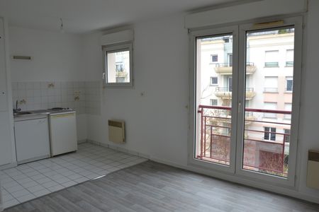 Location Appartement 1 Pièce 23 m² - Photo 3