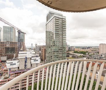 Westferry Road, London, E14 8JW - Photo 4