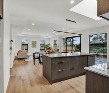 Brand new four bedroom home - Photo 6
