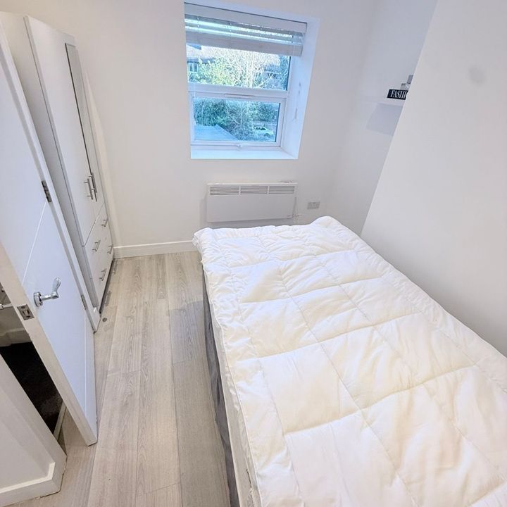 Room in a Shared Flat, Regents Park Road, N3 - Photo 1