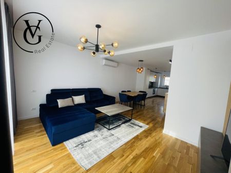 Vila 5 camere Pipera Voluntari + Parcare - Fotografie 2